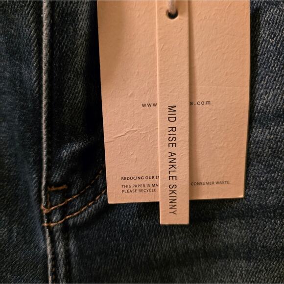 Kancan Womans Size 29x28 Mid Rise Ankle Skinny Raw Hem NWT Maurices - Picture 9 of 13